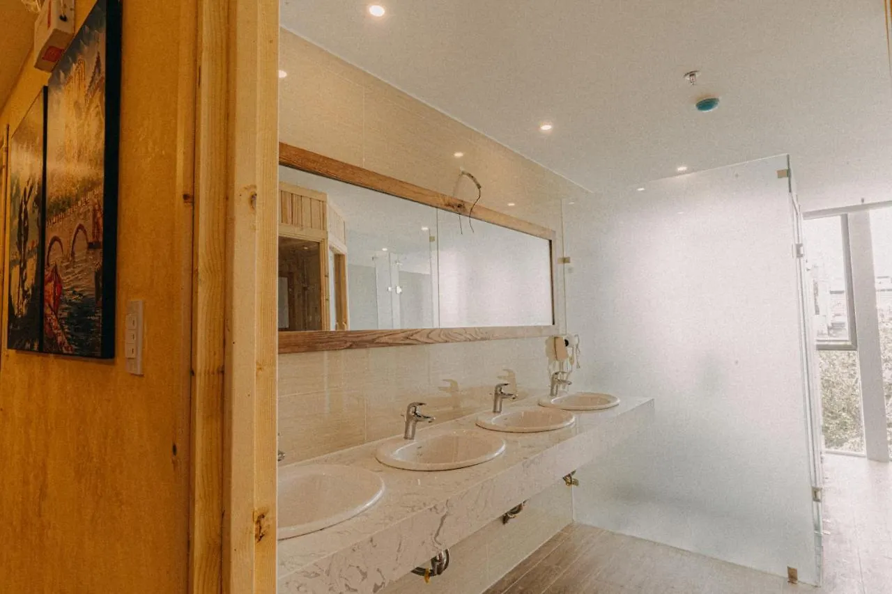 Albergue POSIKI Dorm&Café Da Nang 0*,  Vietnam